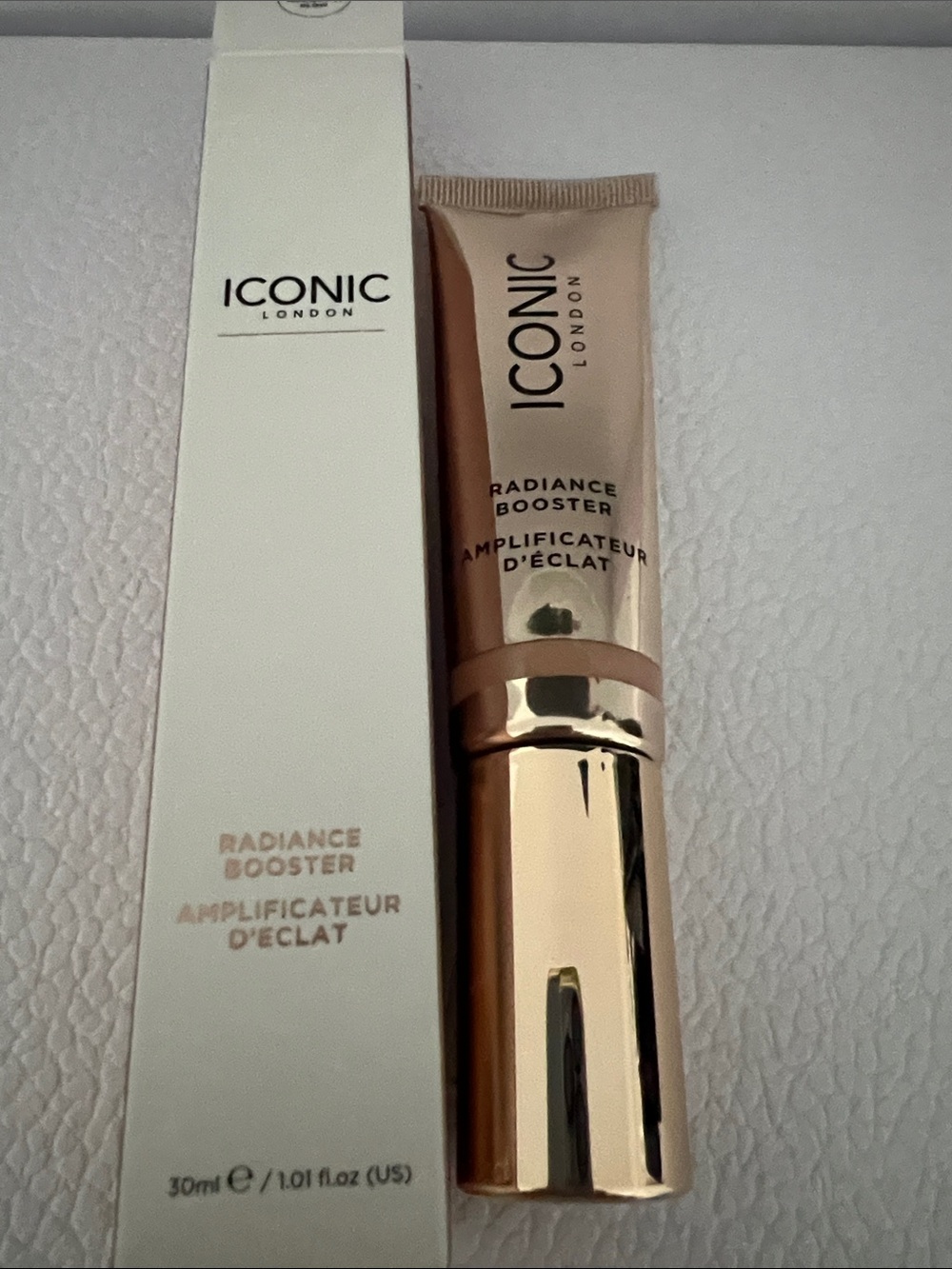 ICONIC London Radiance Booster- color Champagne Glow -30ml
